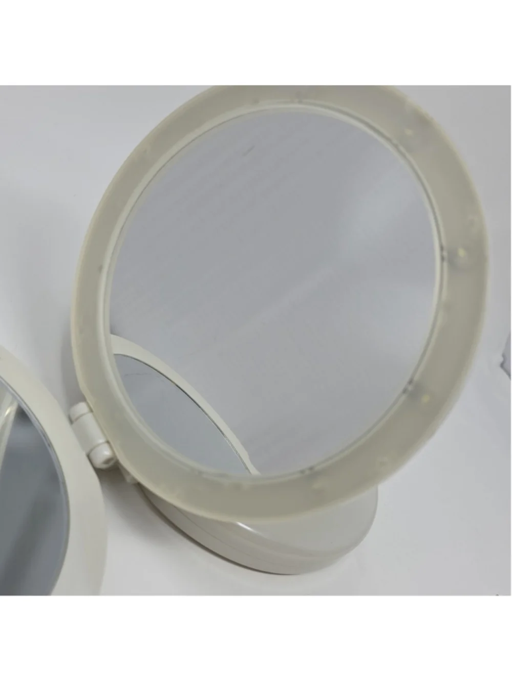 MARY KAY Vtg Lighted LED Double Folding Magnified Vanity Travel Makeup Mirror